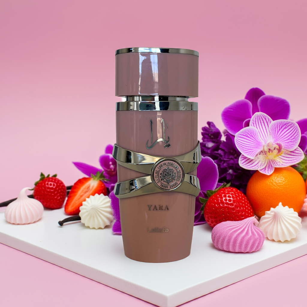Notes de Yara – Lattafa : fruits tropicaux, Heliotropo,notes sucrées, fleurs poudrées, vanille, musc blanc.