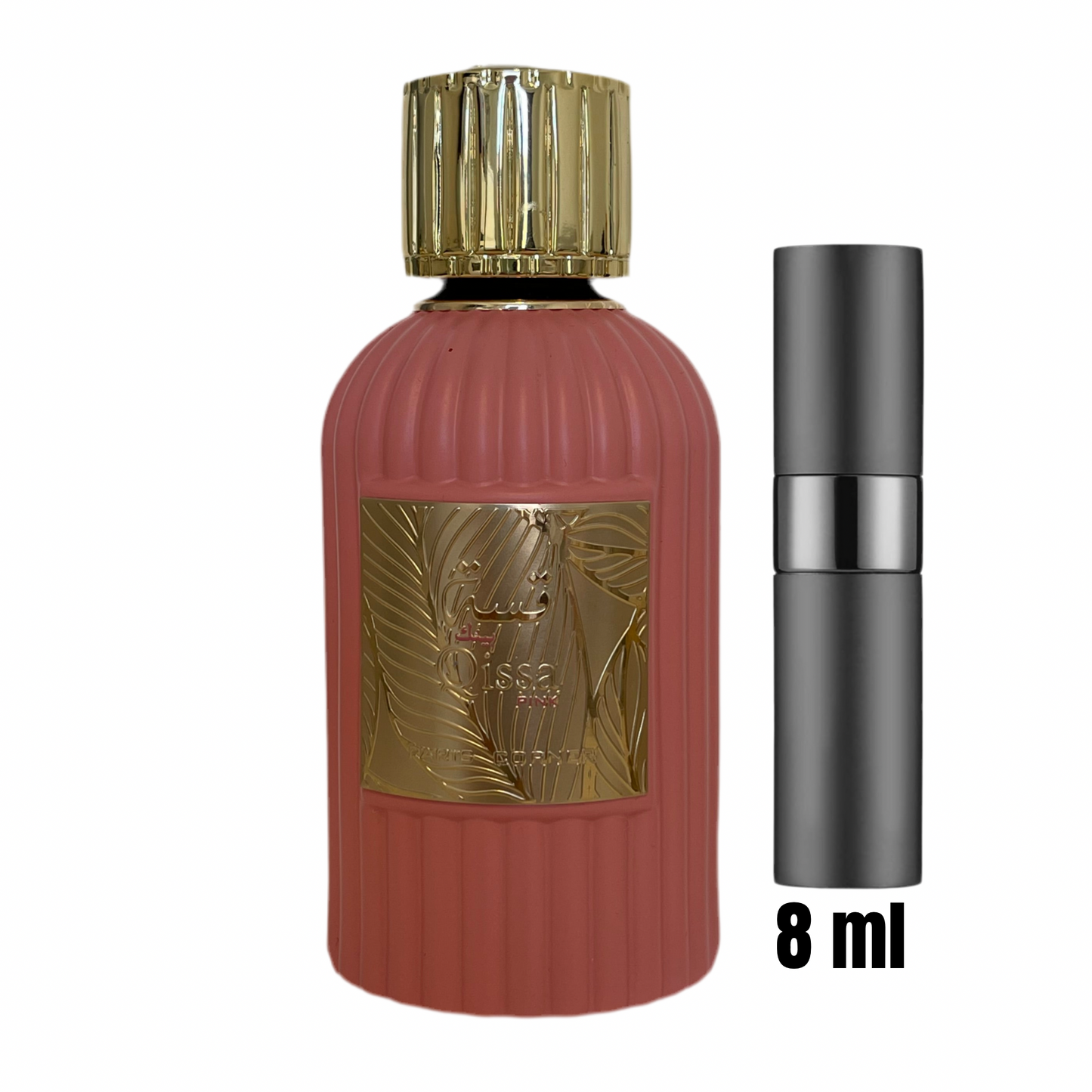 Échantillon 8 ml de Qissa Pink / Élégance florale dans un flacon nomade.