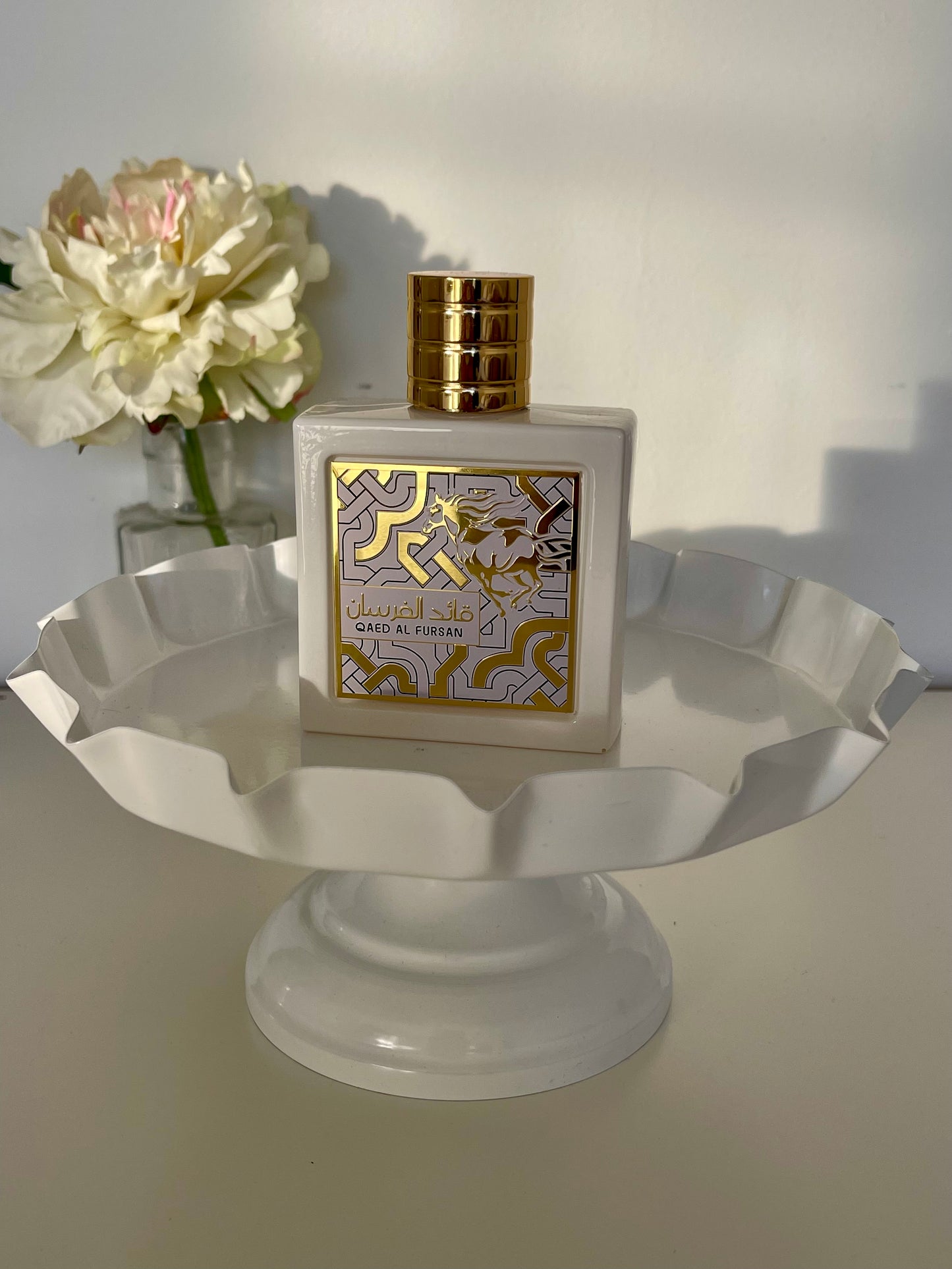 Qaed Al Fursan – Lattafa Parfum Extrait (5 ml / 8 ml / 100 ml)