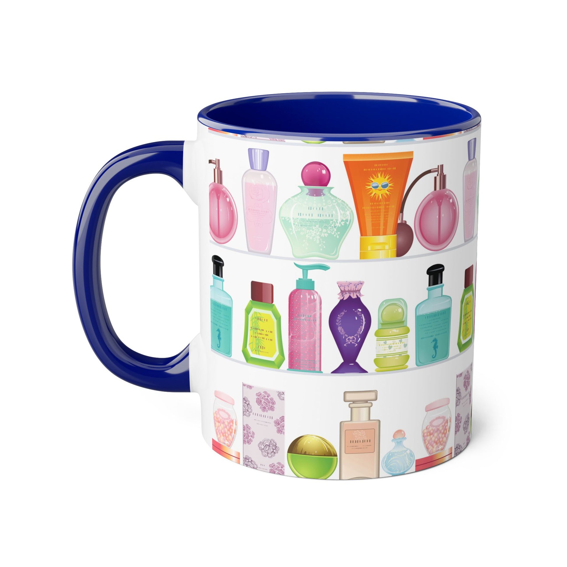 Détail des motifs de parfum sur tasse en céramique / Élégance au quotidien
