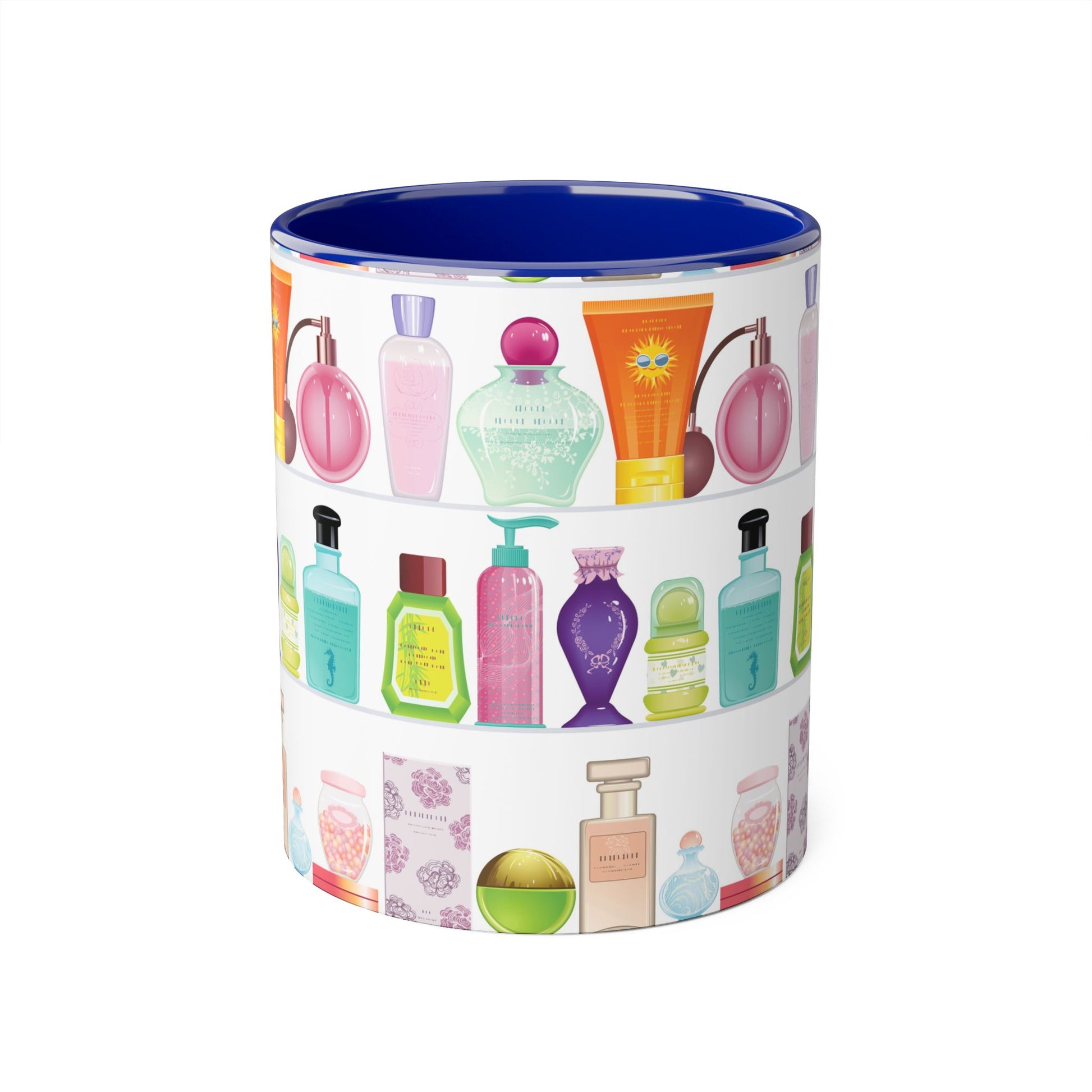 Détail des motifs de parfum sur tasse en céramique / Élégance au quotidien
