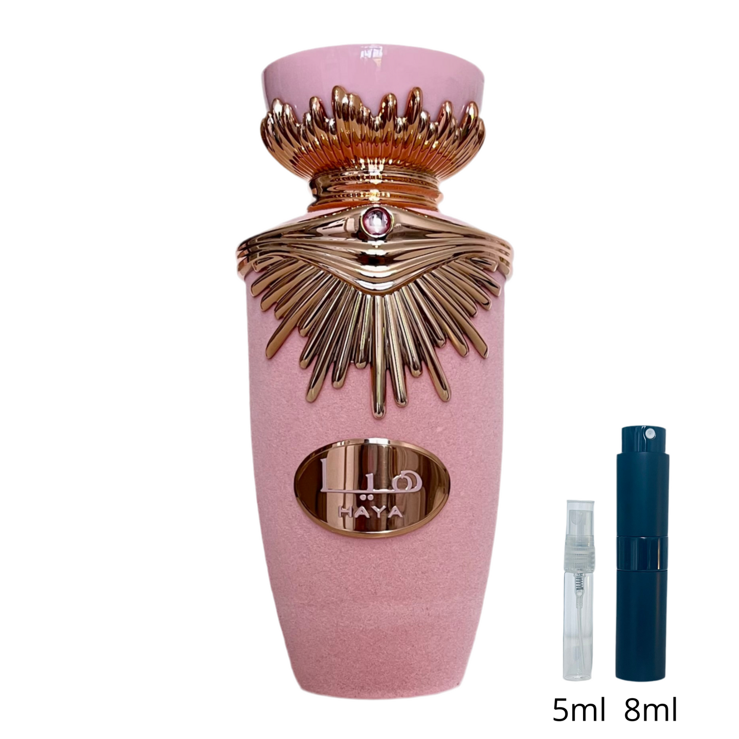 Haya – Lattafa : un parfum féminin aux notes fruitées, florales et boisées, tout en douceur.