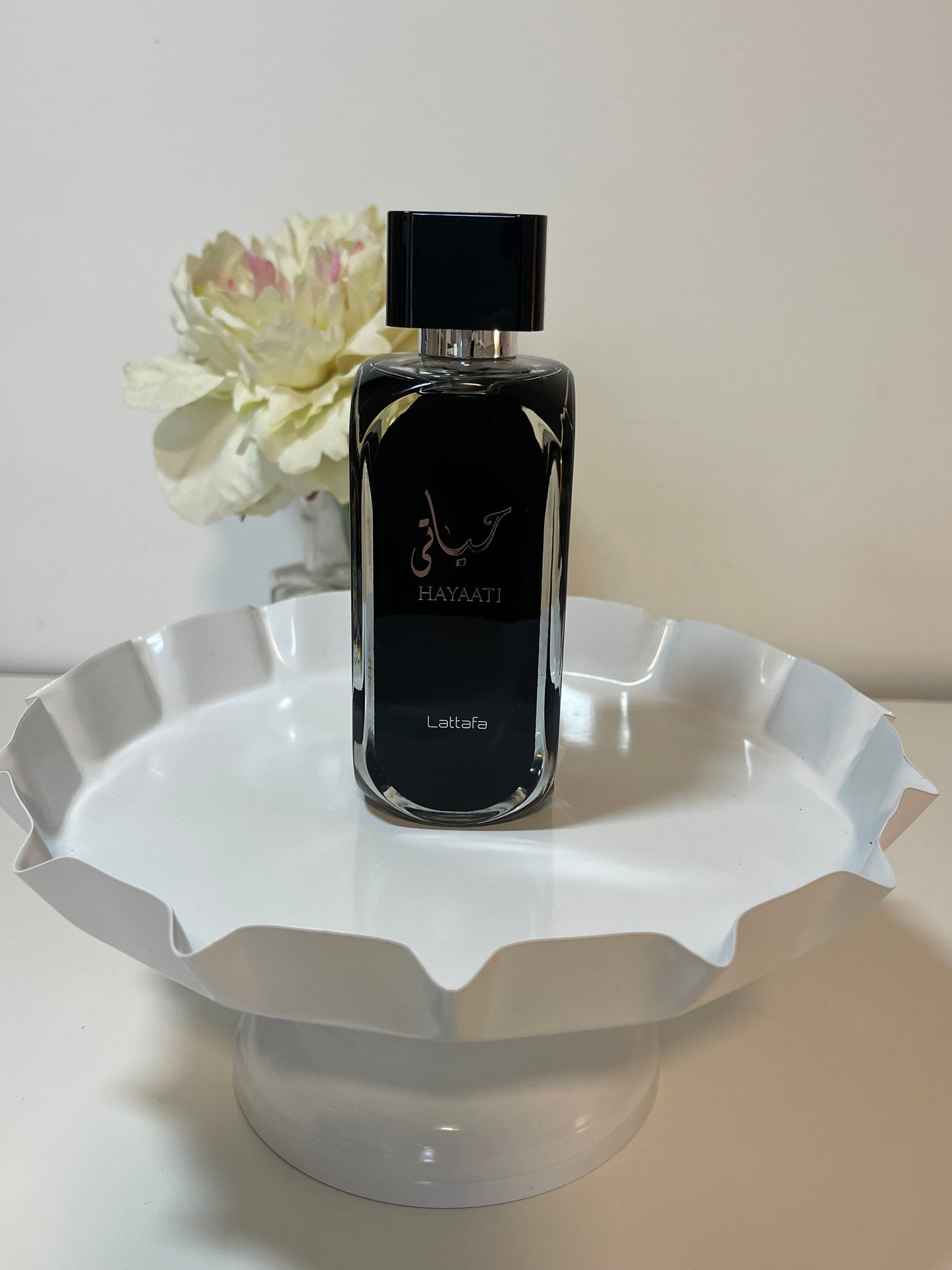 Hayyati Black – Lattafa Eau de Parfum (5 ml / 8 ml / 100 ml)