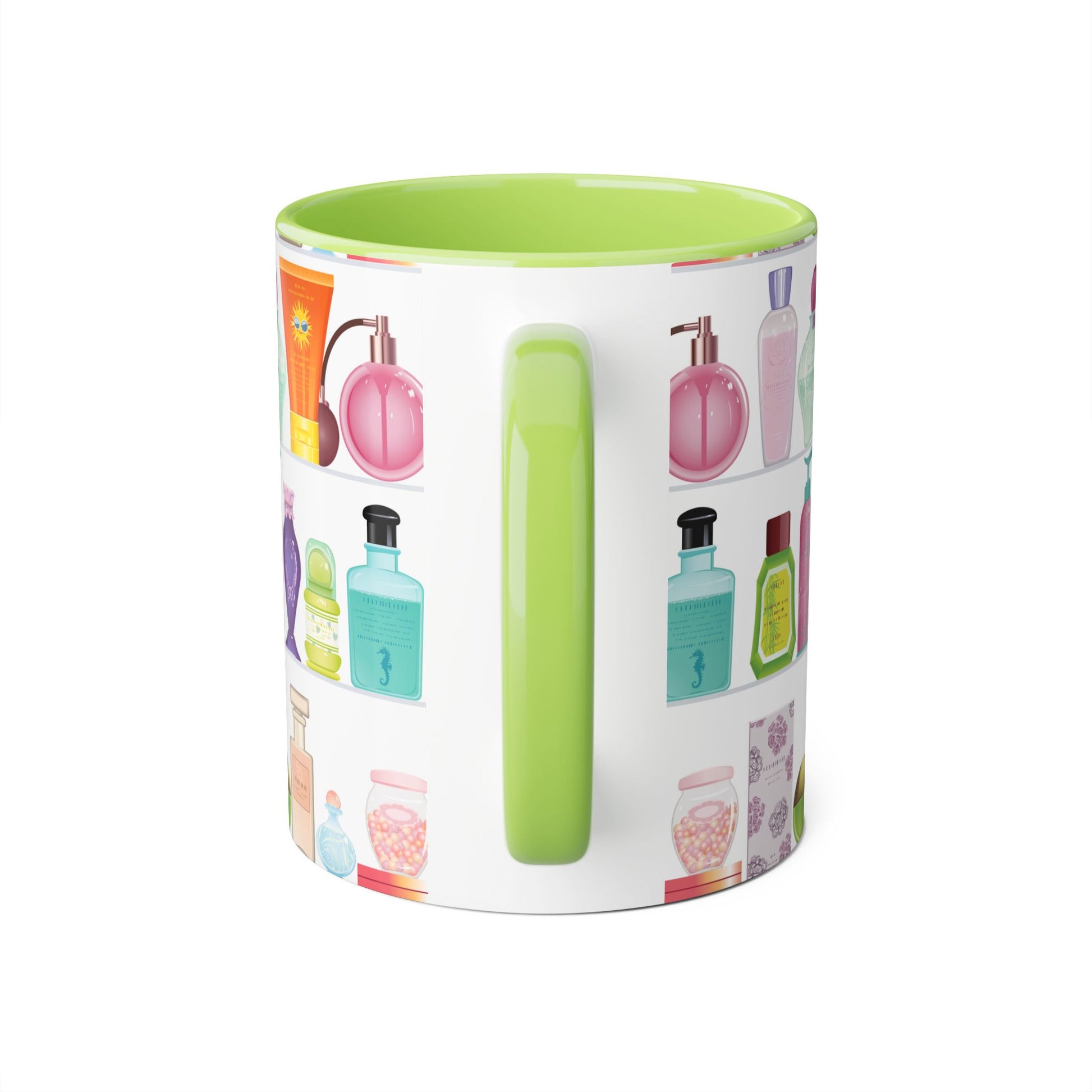 Détail des motifs de parfum sur tasse en céramique / Élégance au quotidien
