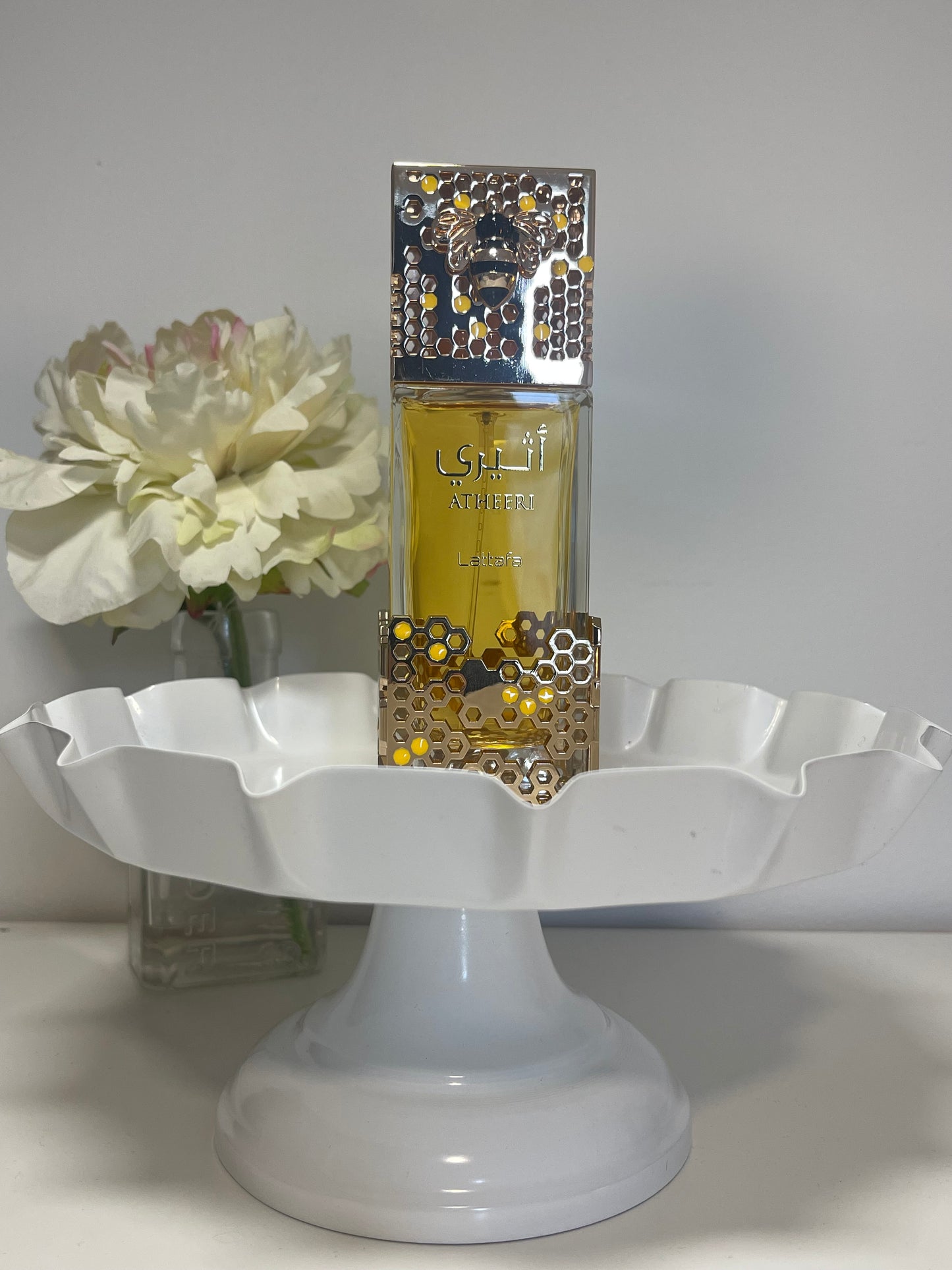 Atheeri – Lattafa  Eau de Parfum (5 ml / 8 ml / 100 ml)